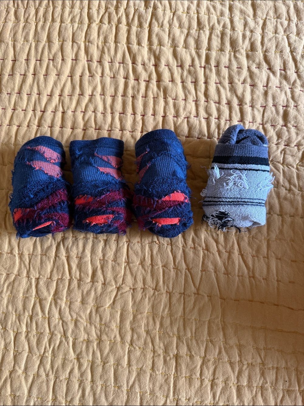 Smartwool (4t-5t) Kids Ski Socks Navy and Gray Athletic Socks - Pack of 4
